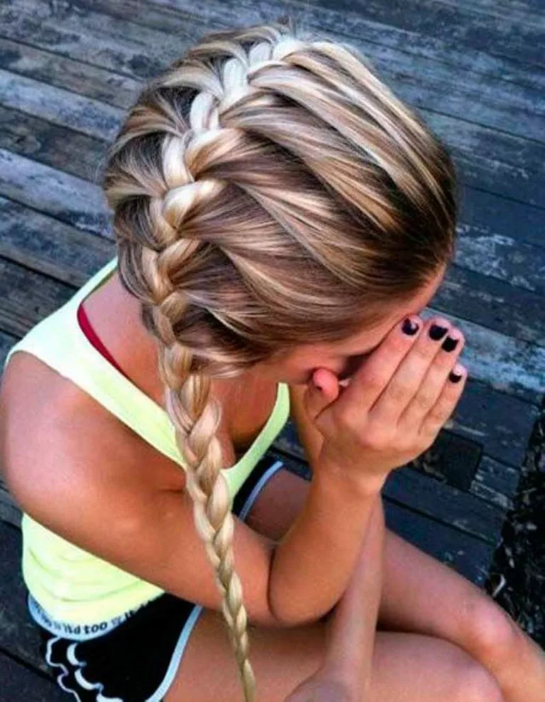 Tresse-collee-femme
